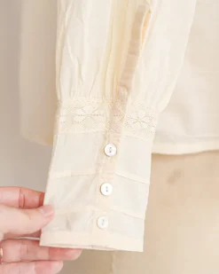 Blithe Breeze Top
