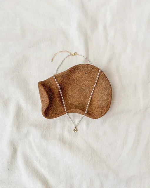 Cassidy Clover Pendant Necklace