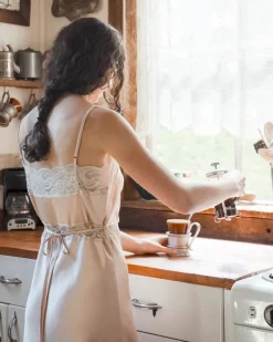 Colette Slip