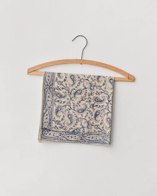 Domi Bandana