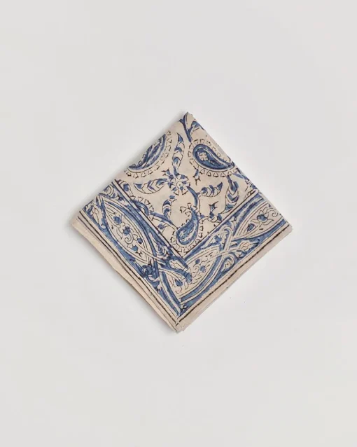 Domi Bandana