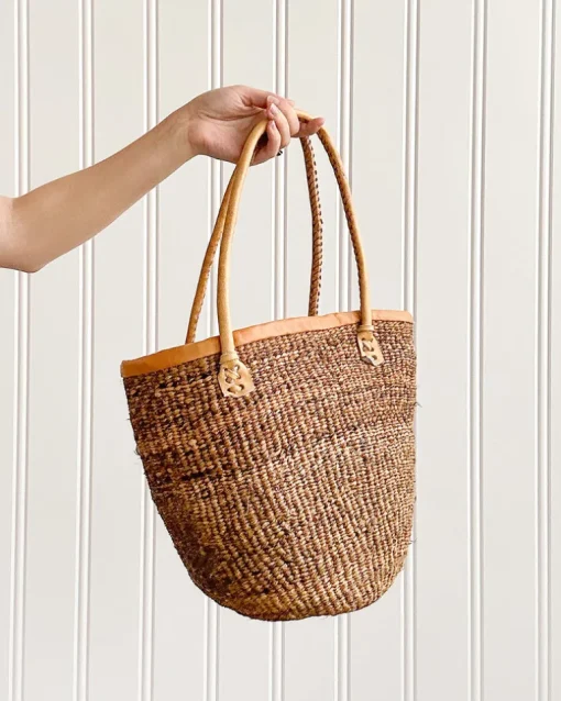 Mantigue Straw Bag