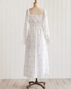 Reciting Shakespeare Dress