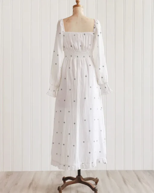Reciting Shakespeare Dress