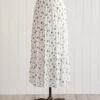 Shops on Bibury Skirt