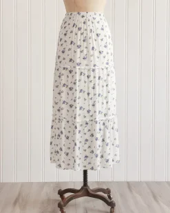 Shops on Bibury Skirt