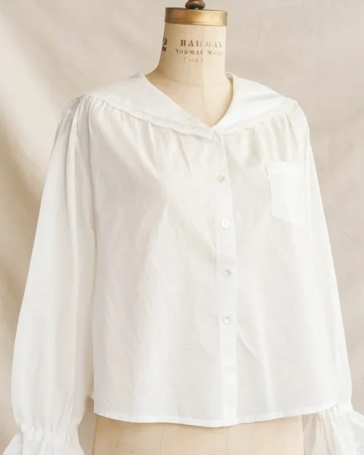 Toussaint Top